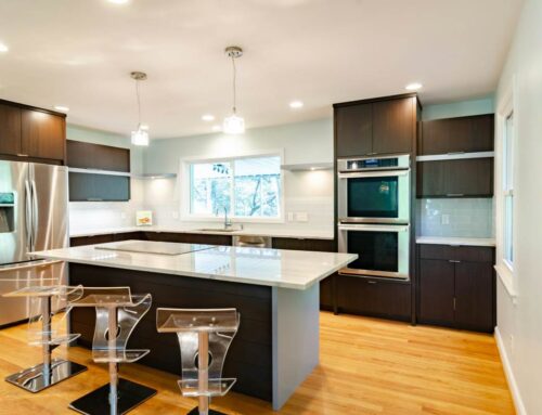 Open Shelving vs Cabinets: Finding Perfect Balance for Your Kitchen